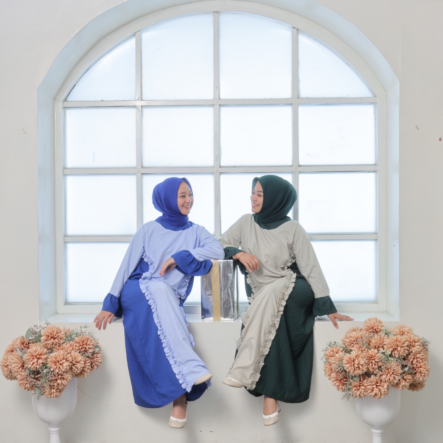 Ayla Ruffle Abaya Royal Blue