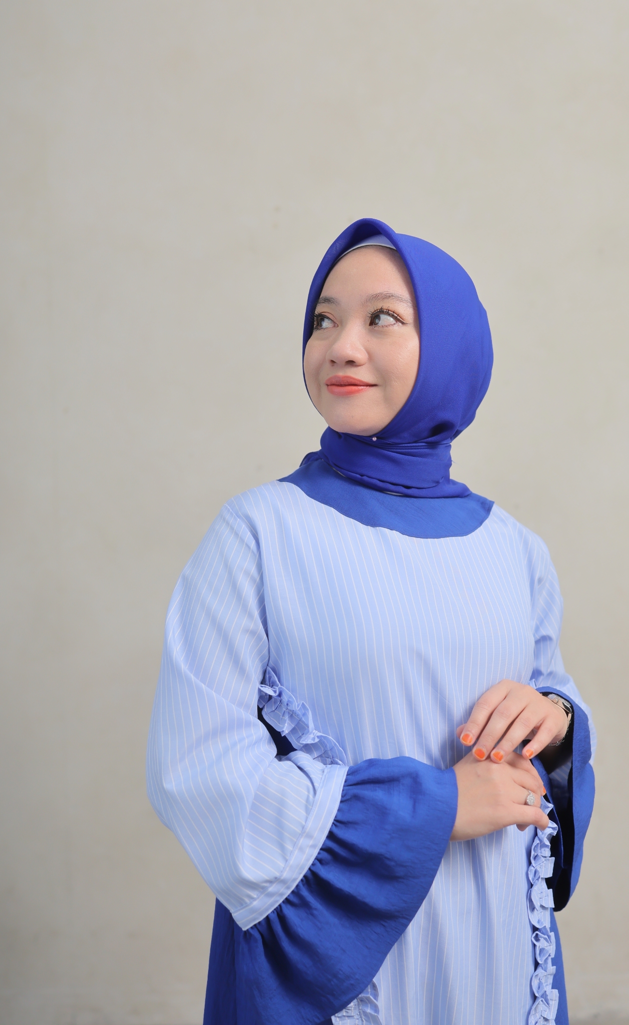Ayla Ruffle Abaya Royal Blue