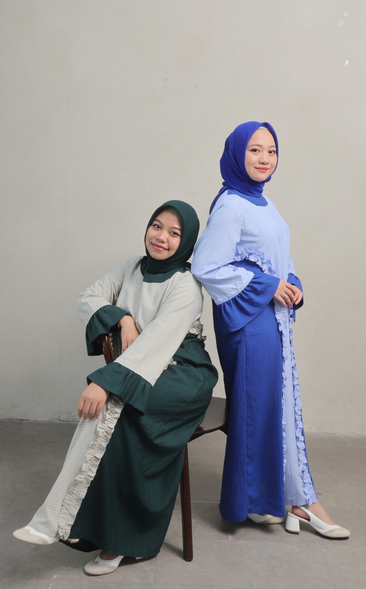 Ayla Ruffle Abaya Emerald Green